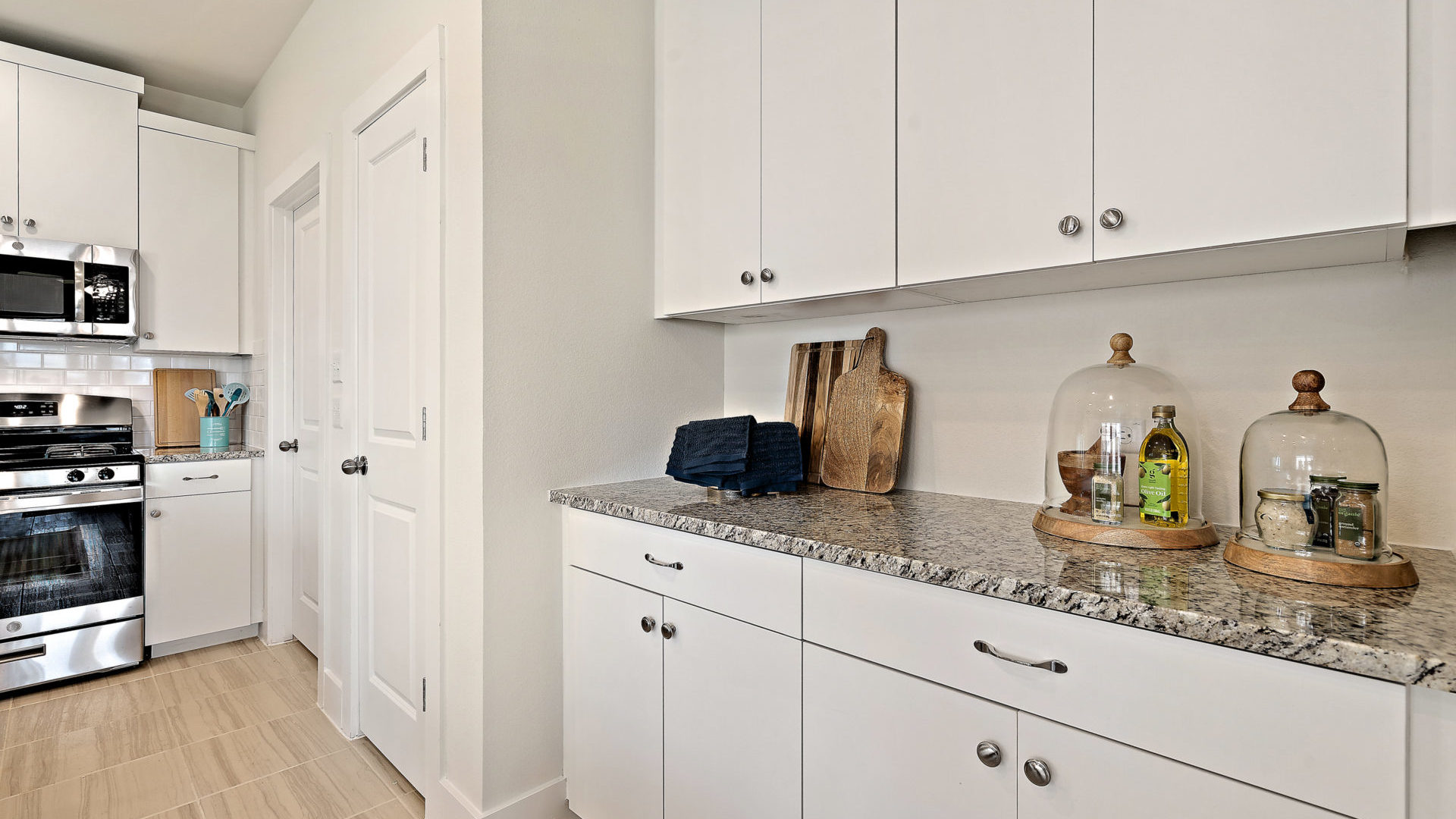 shasta twinhome white kitchen storage cabinets