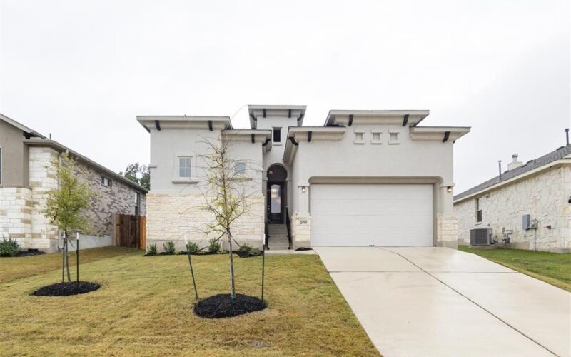New Home for Sale in Hutto, TX. 200 Castlefields ST