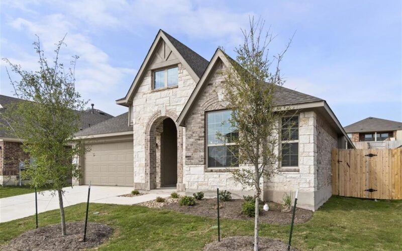 New Home for Sale in Leander, TX. 1744 Arapaho Mountain PASS