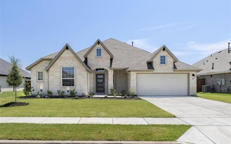 New Home for Sale in Royse City, TX. 3628 Spruce Street