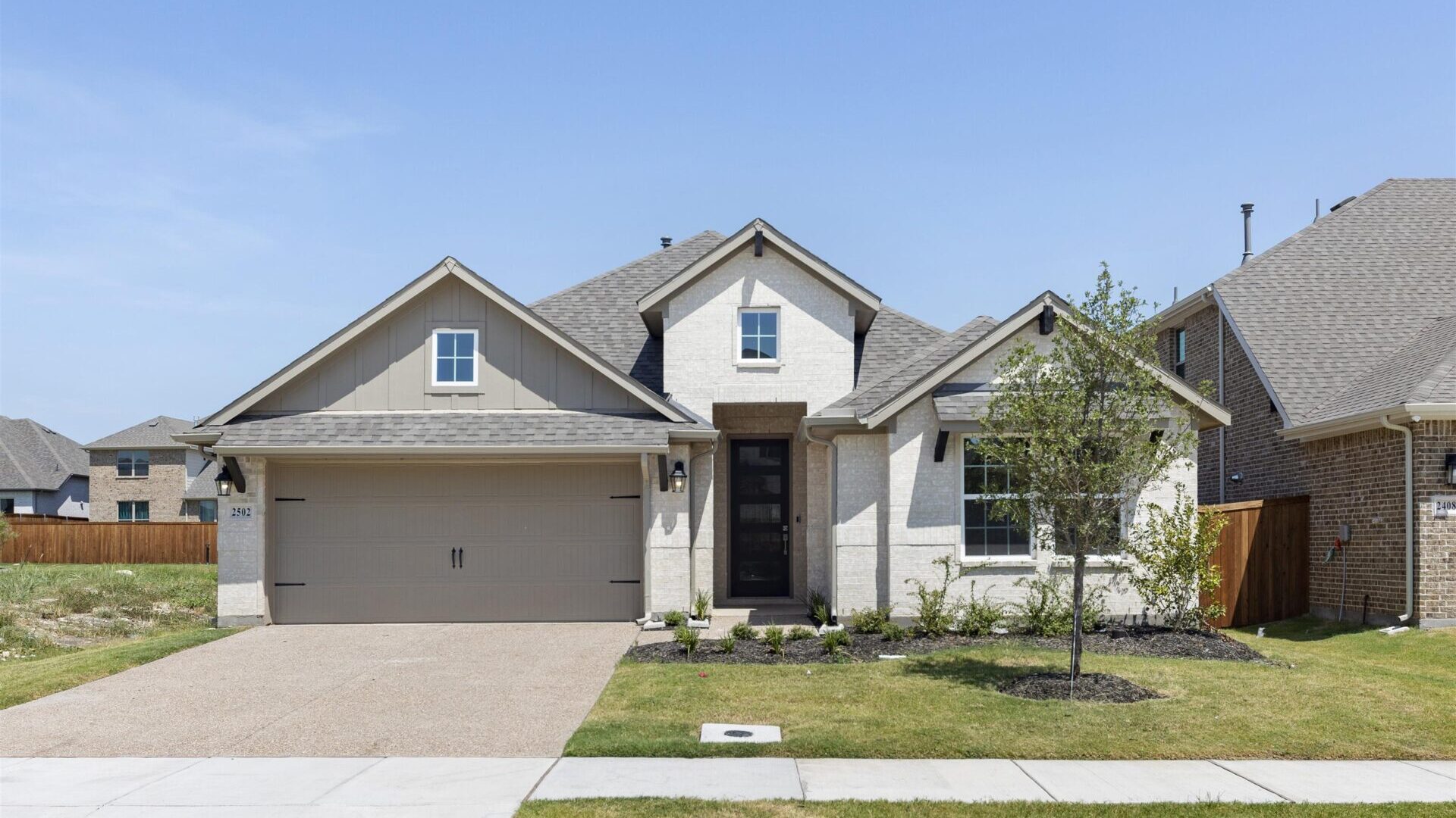  Meadow Run New Homes in Melissa
